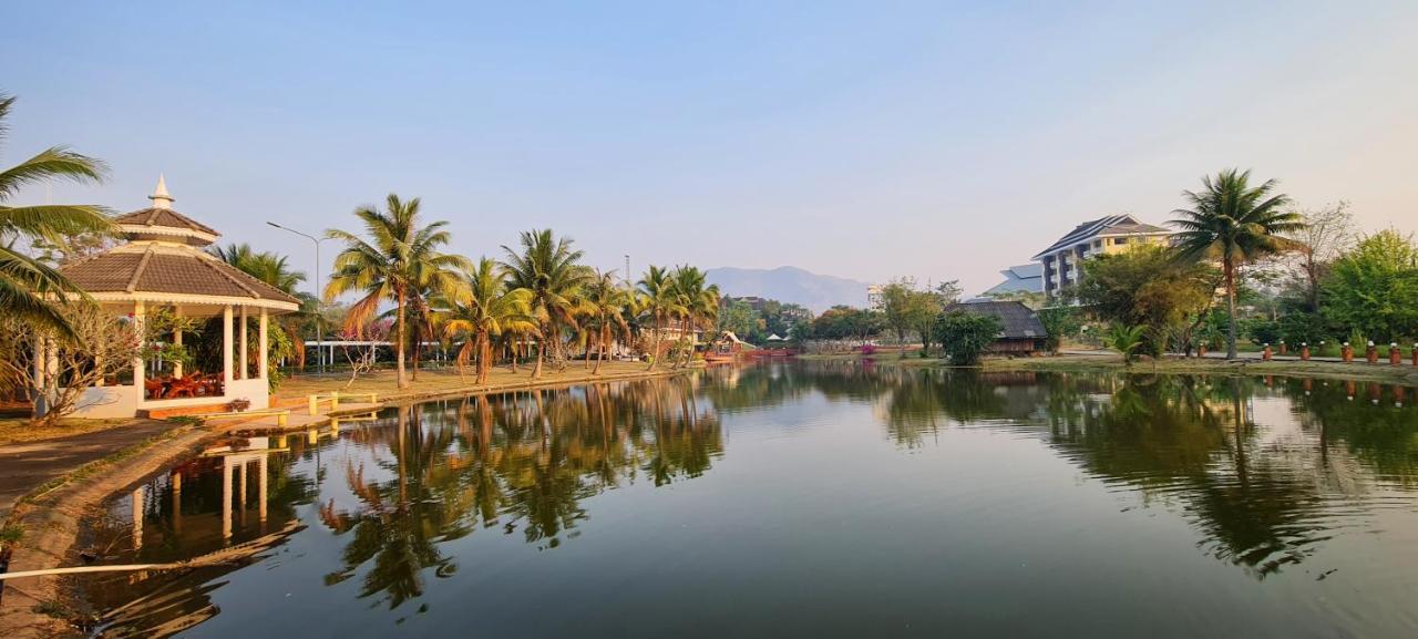 Phu Pha Phung Resort Suan Phueng Exterior photo