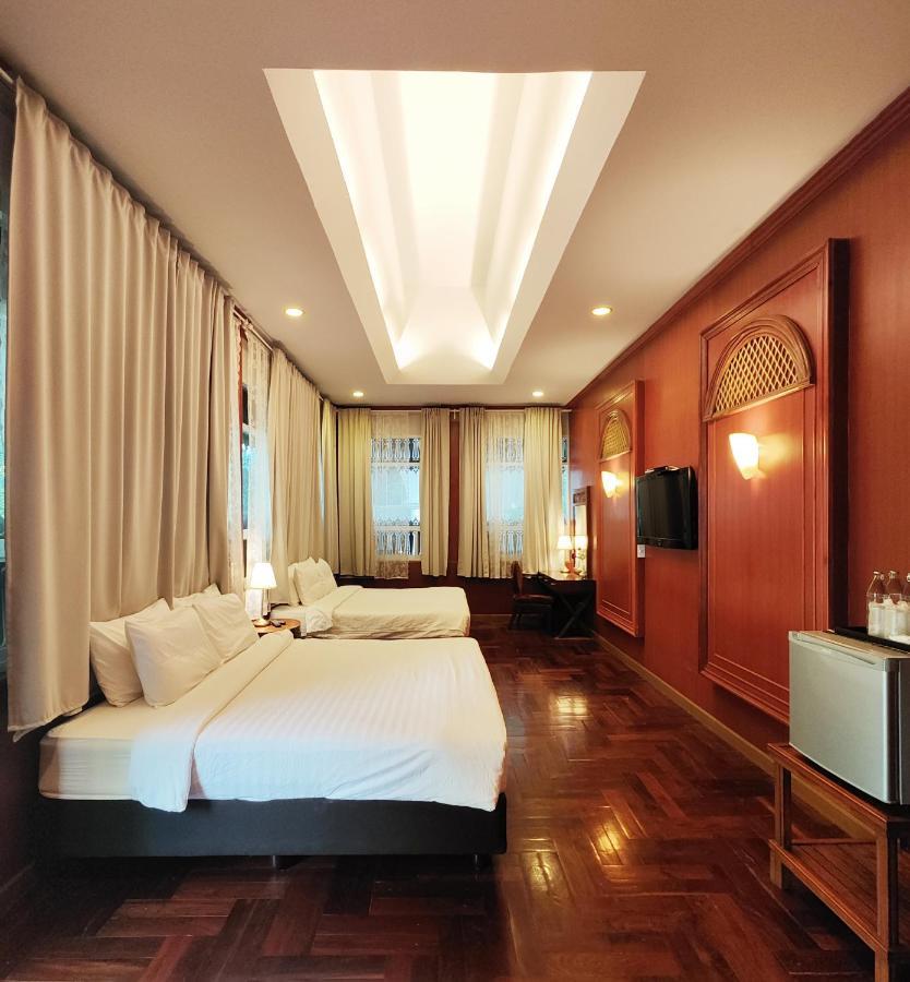 Phu Pha Phung Resort Suan Phueng Exterior photo