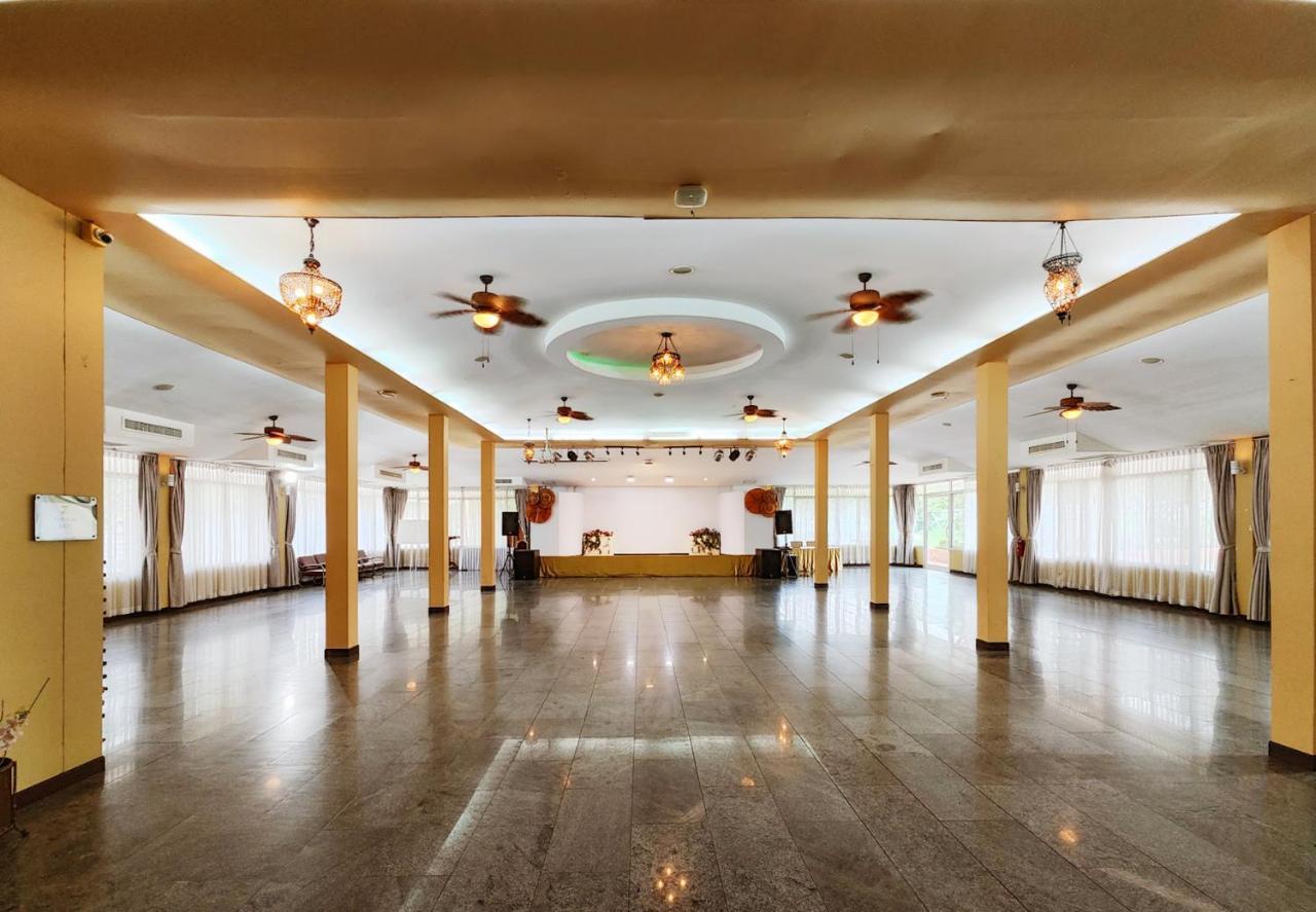 Phu Pha Phung Resort Suan Phueng Exterior photo